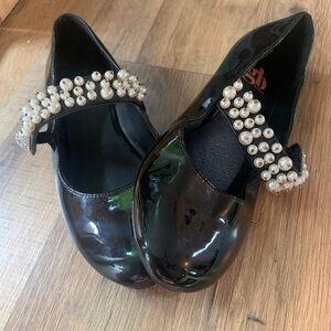 GB girls flats size 1